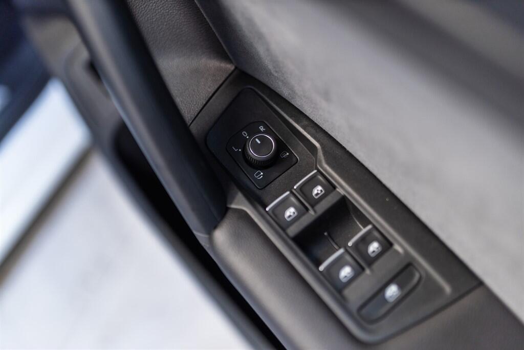 Volkswagen Tiguan view 27