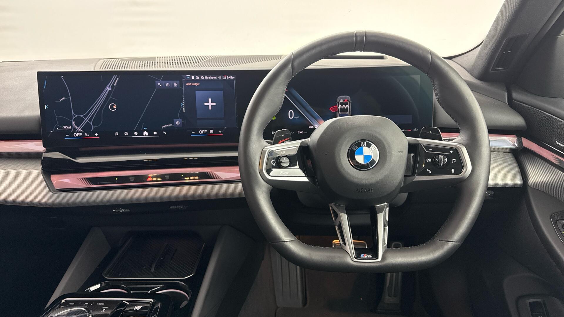 BMW 5 Series view 5