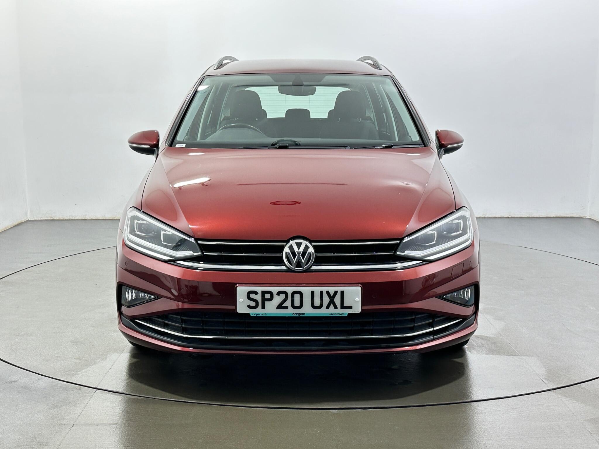 Volkswagen Golf Sportsvan view 3