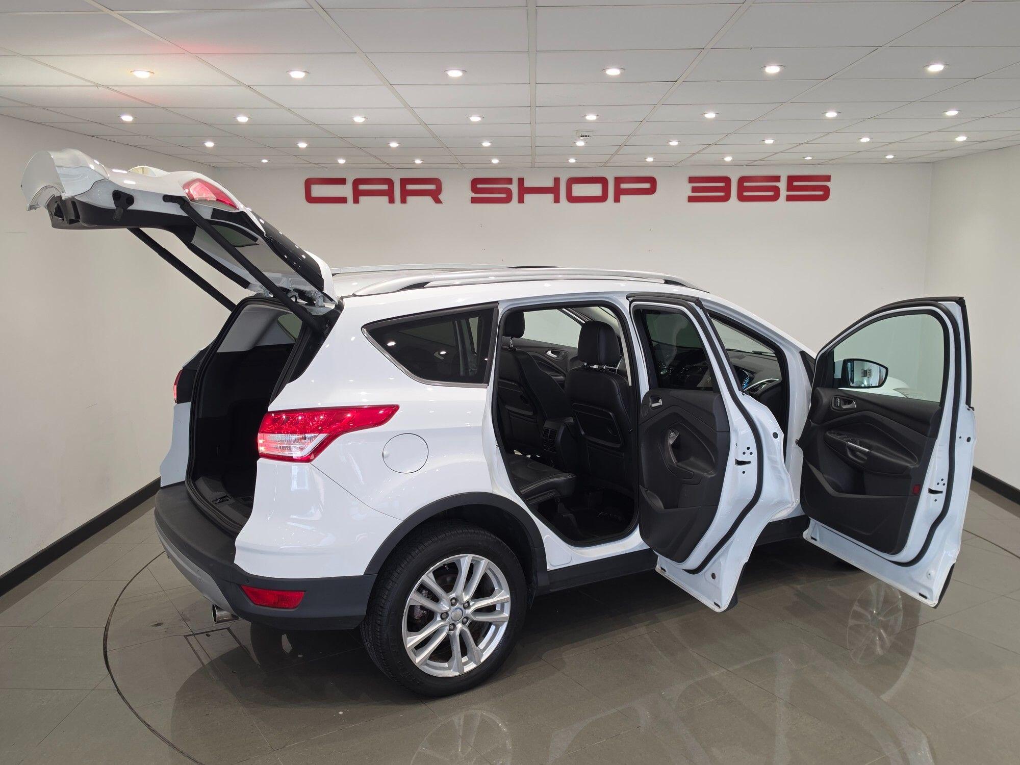 Ford Kuga view 48