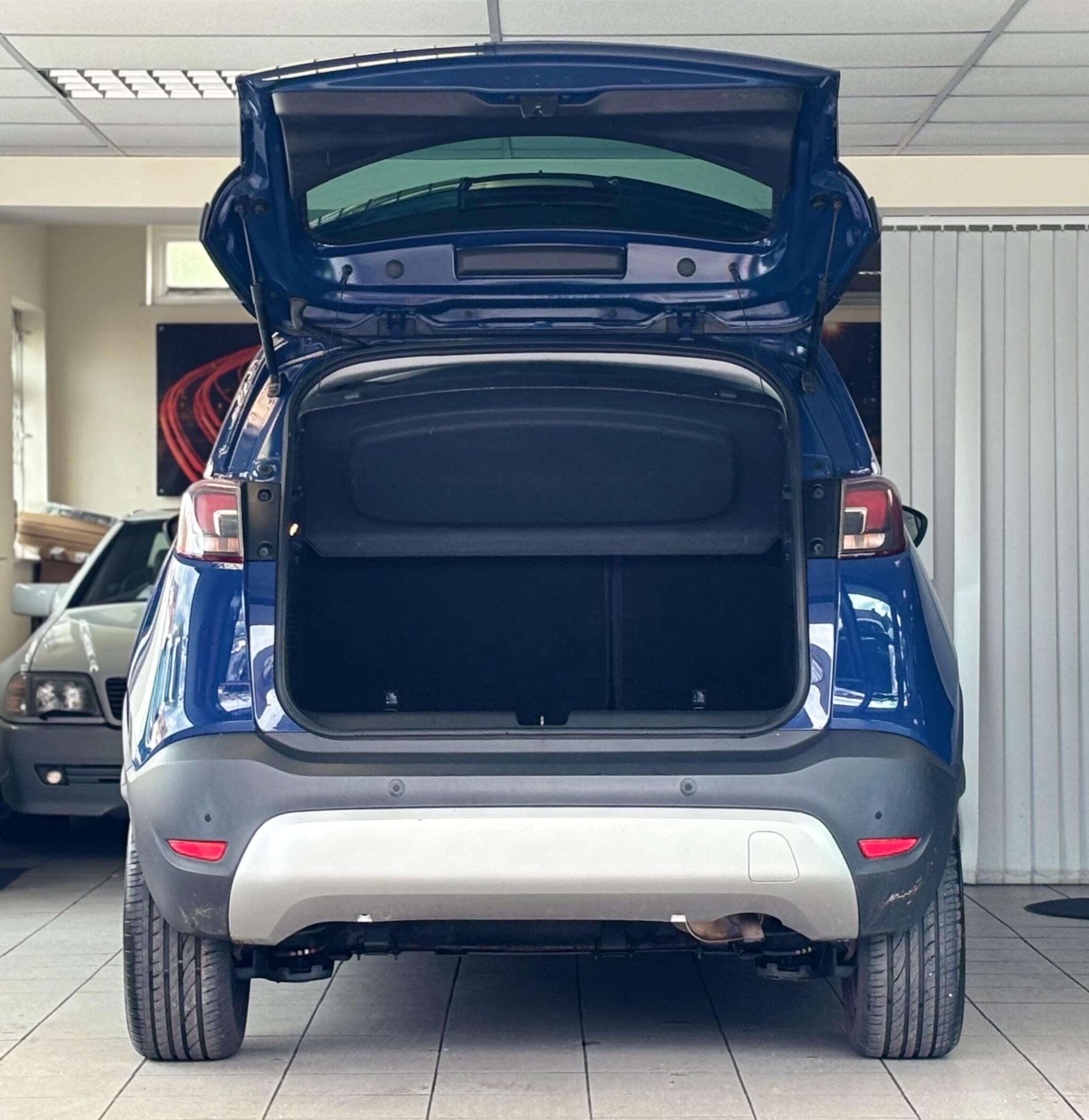 Vauxhall Crossland X view 22