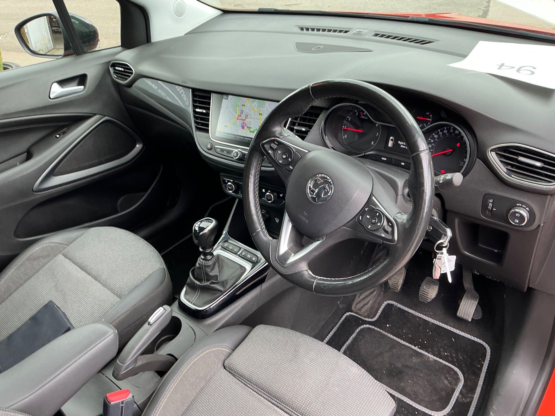 Vauxhall Crossland view 9