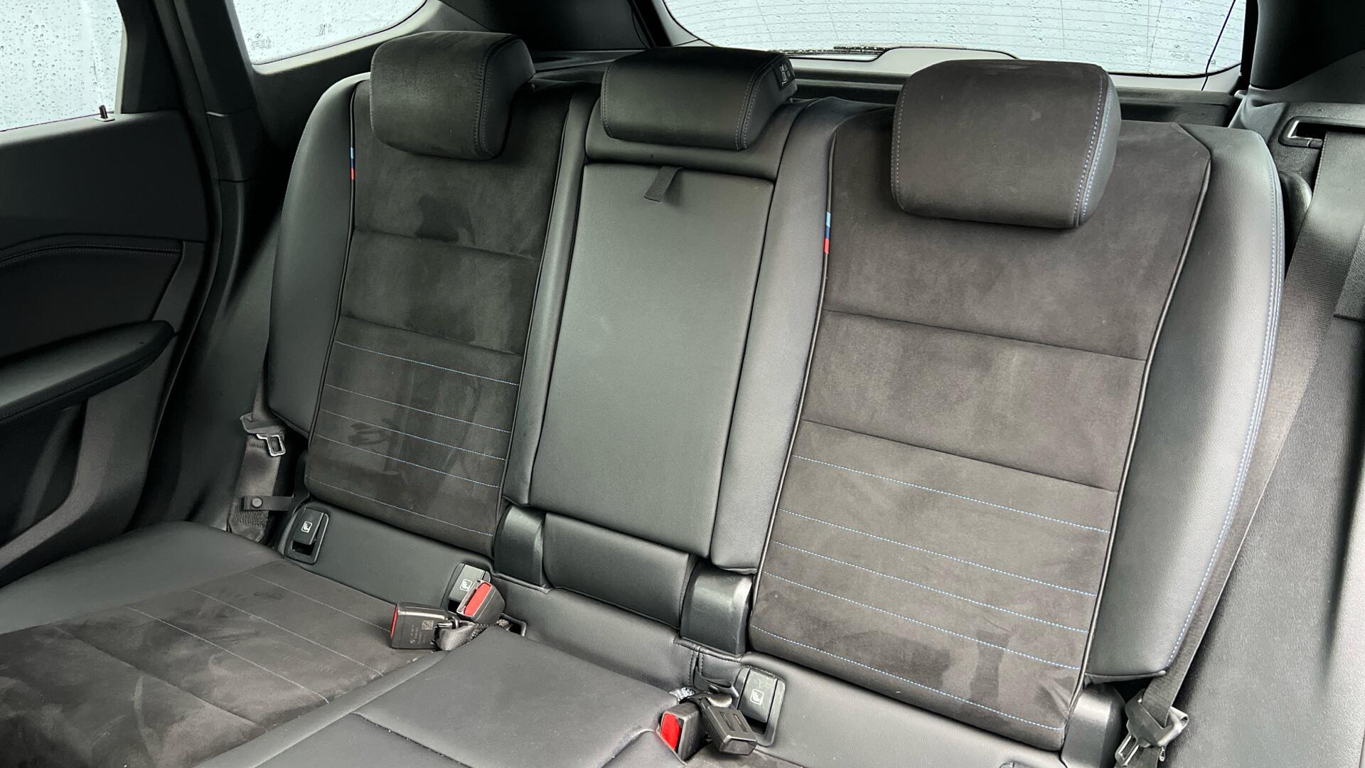BMW iX1 view 12