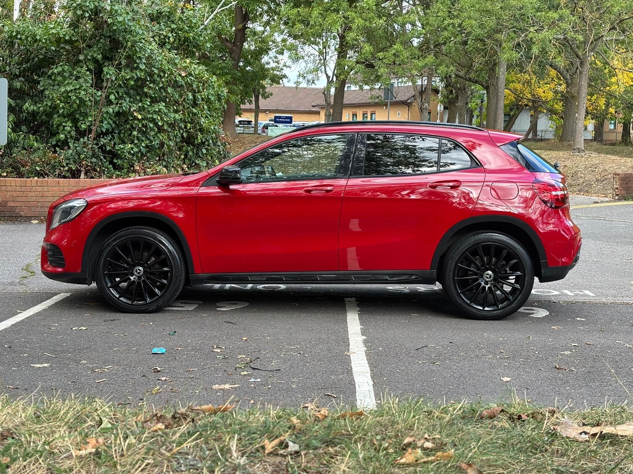 Mercedes-Benz Gla view 8