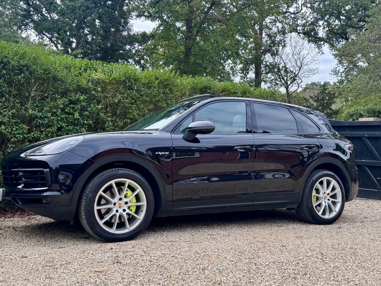 Porsche Cayenne view 51