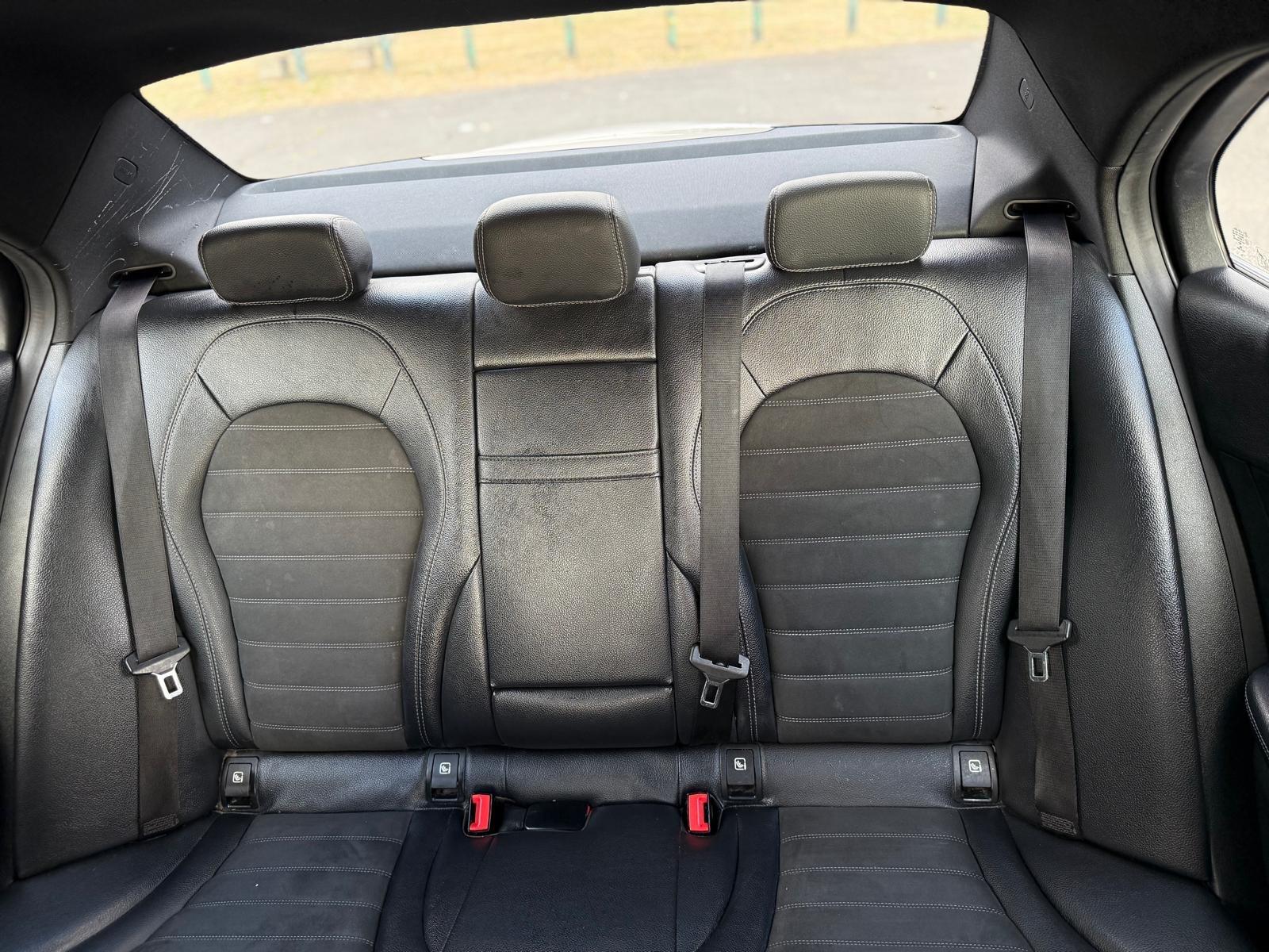 Mercedes-Benz C-Class view 44