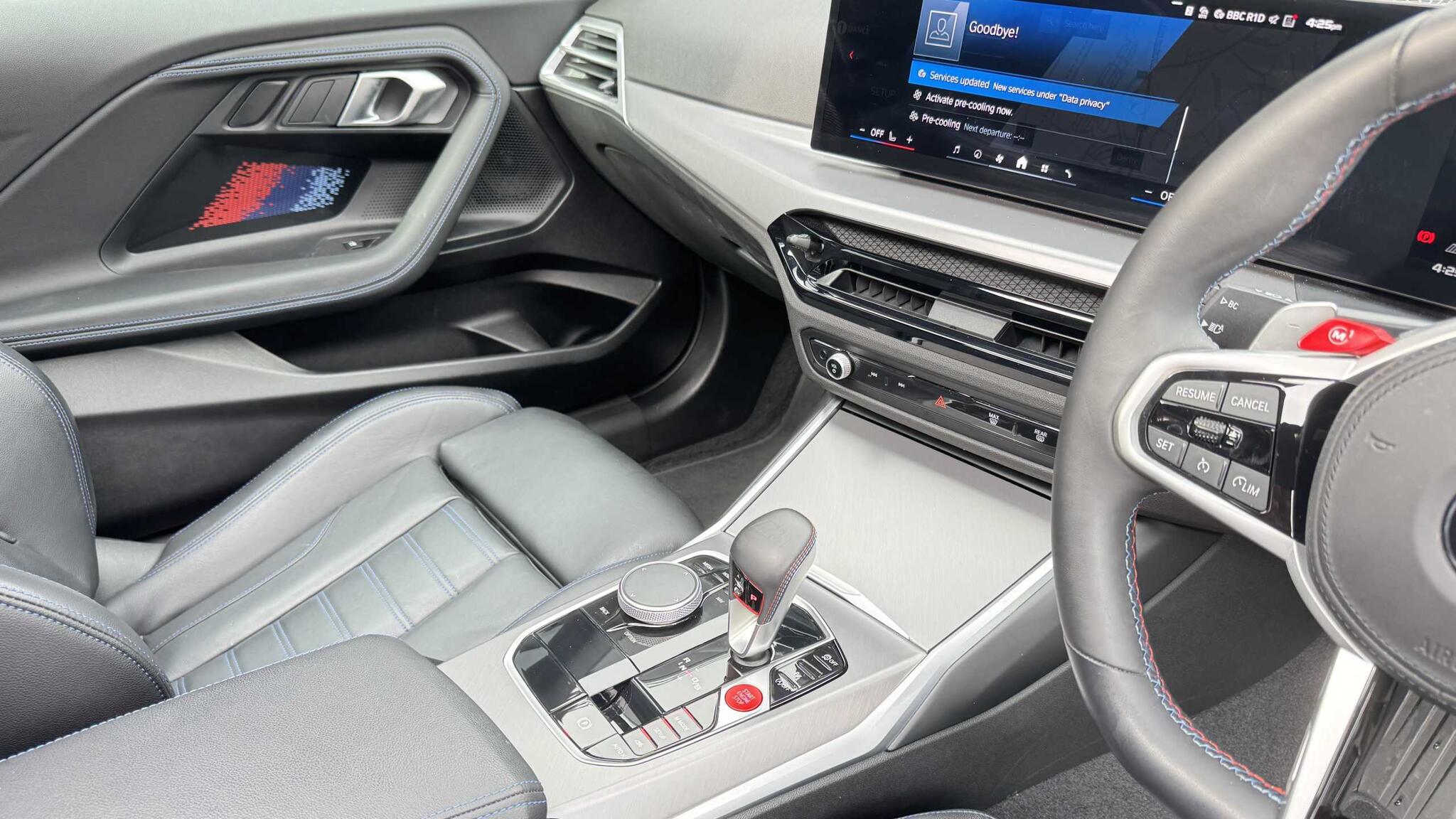 BMW M2 view 21