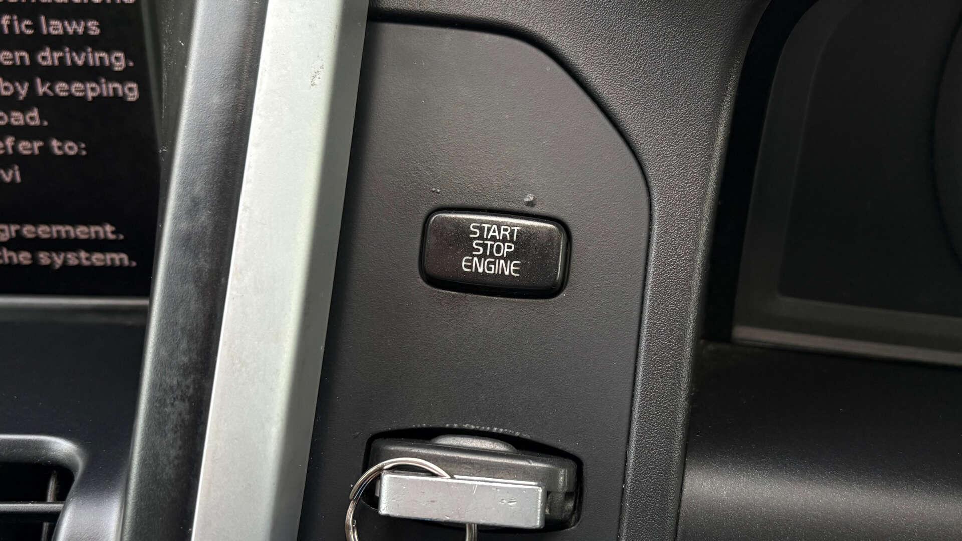Volvo XC60 view 32