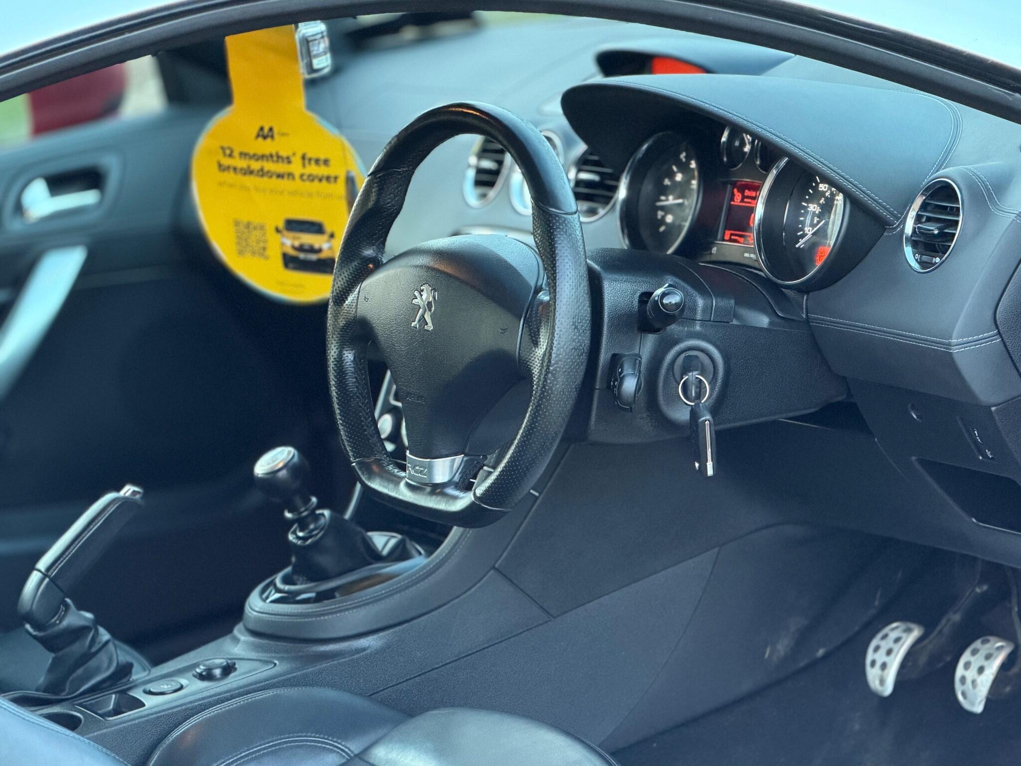 2014 Peugeot RCZ 1.6 THP GT Euro 5 2dr image 17