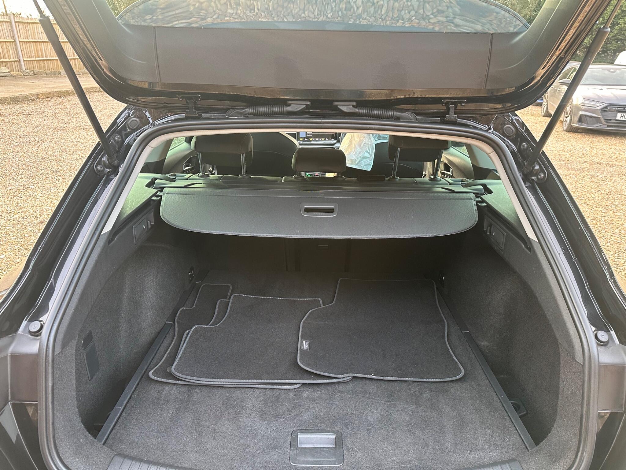SEAT Leon view 27