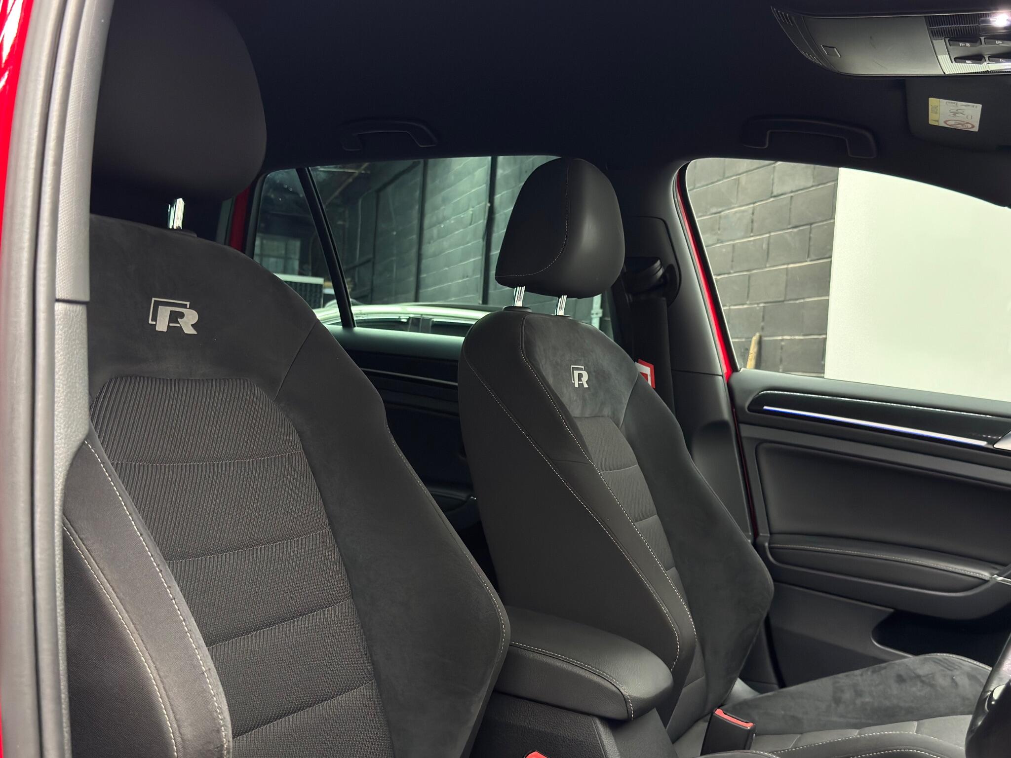 Volkswagen Golf view 18