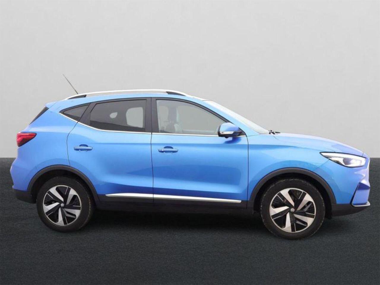 MG ZS view 2