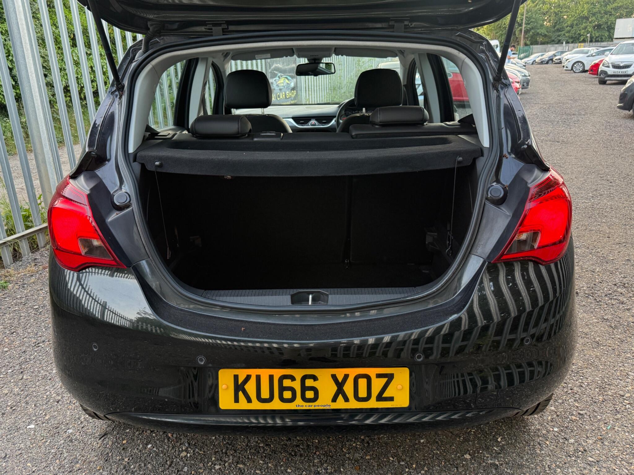 2016 Vauxhall Corsa image 38