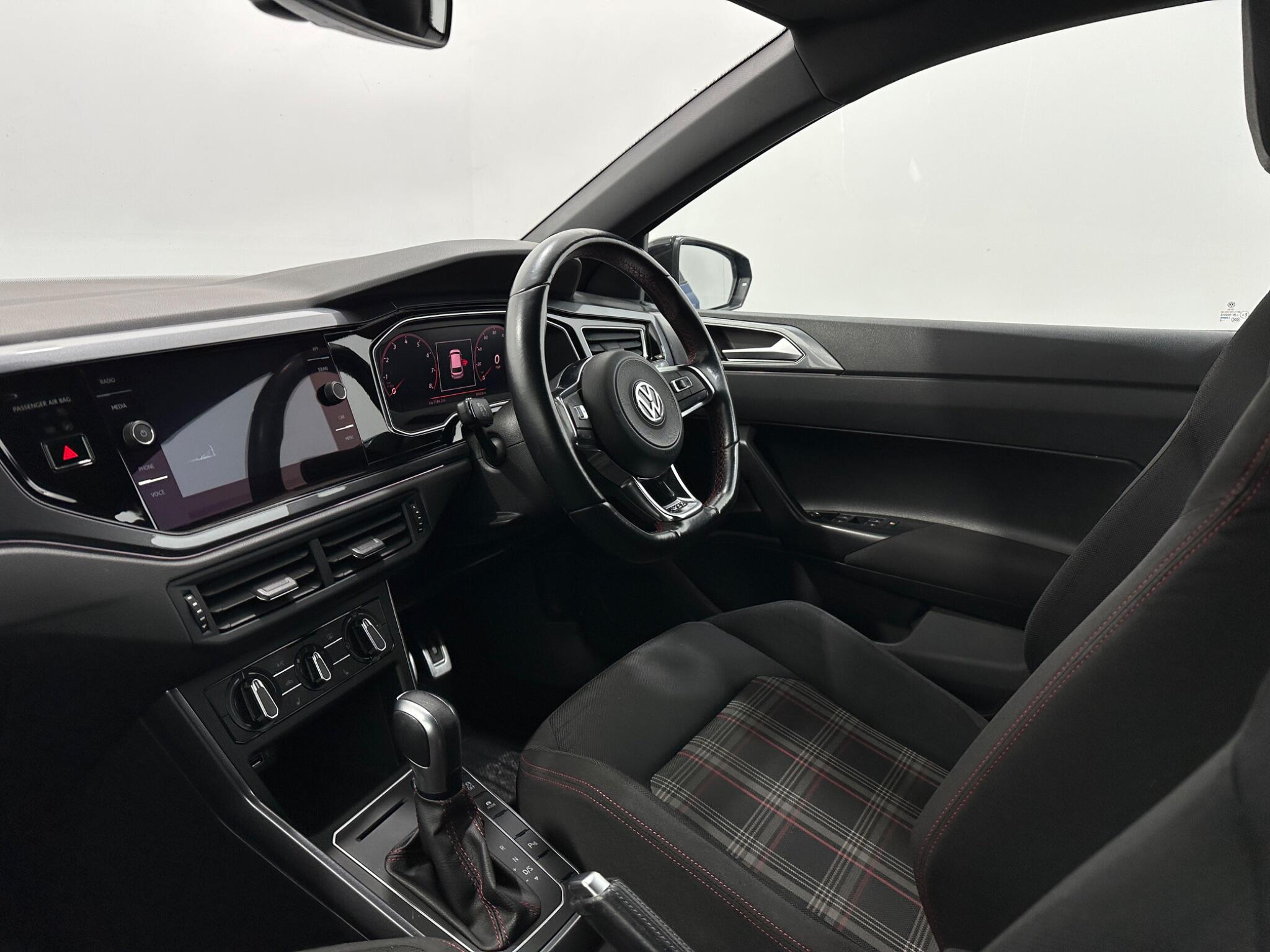 Volkswagen Polo view 30