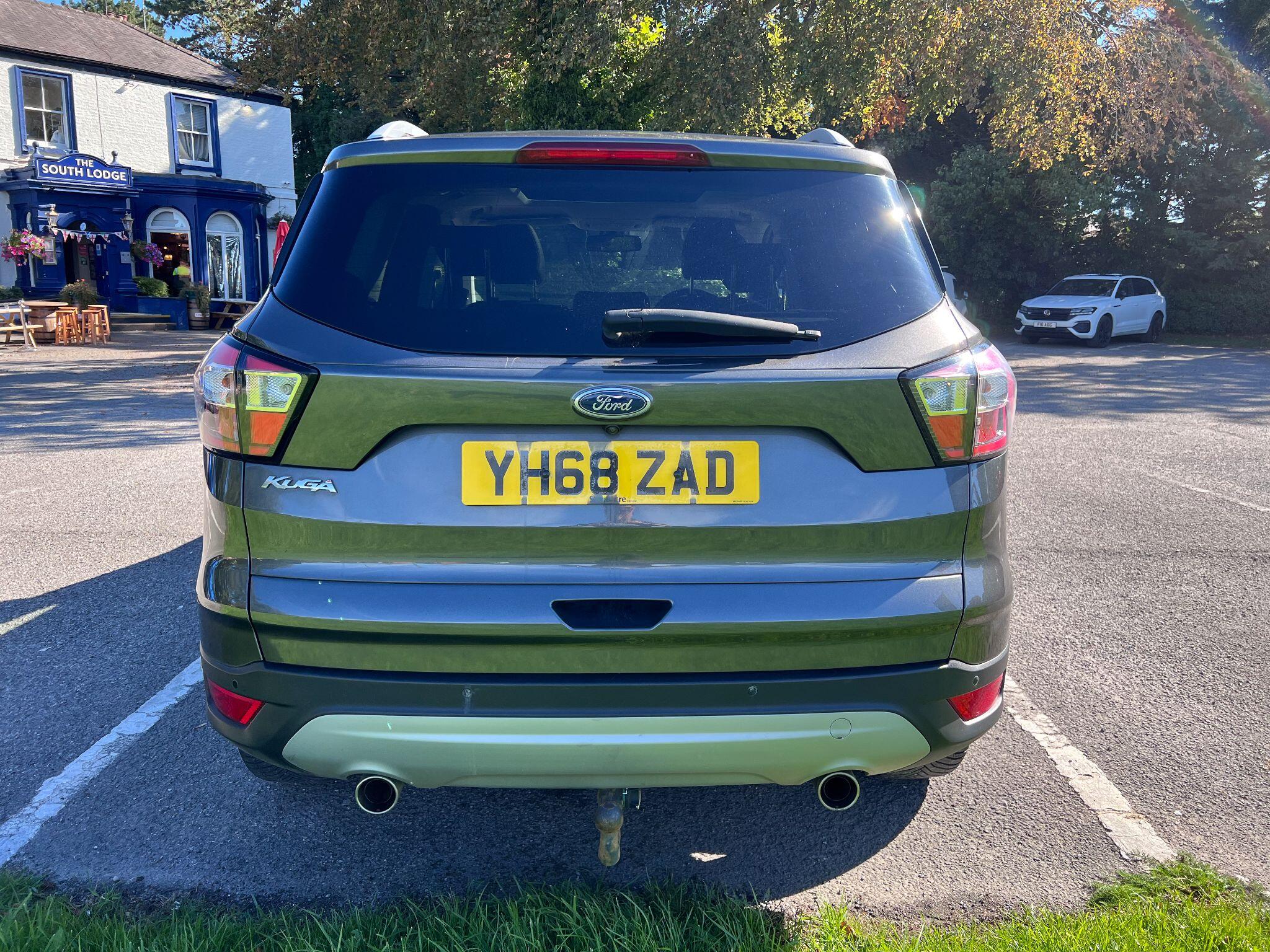 Ford Kuga view 13