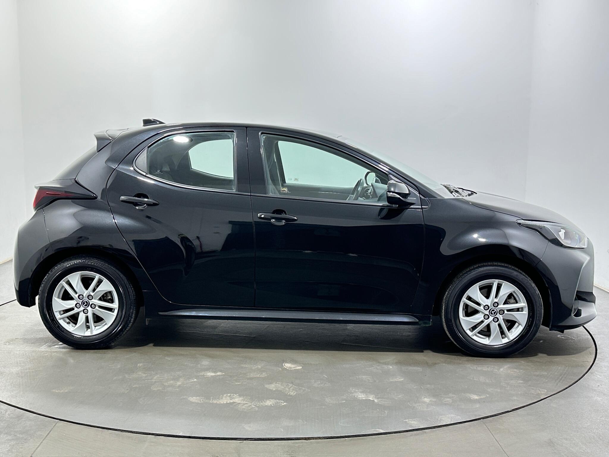 Mazda Mazda2 view 9