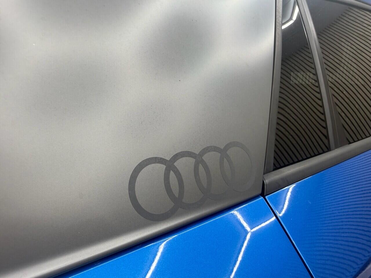 Audi Q2 view 28