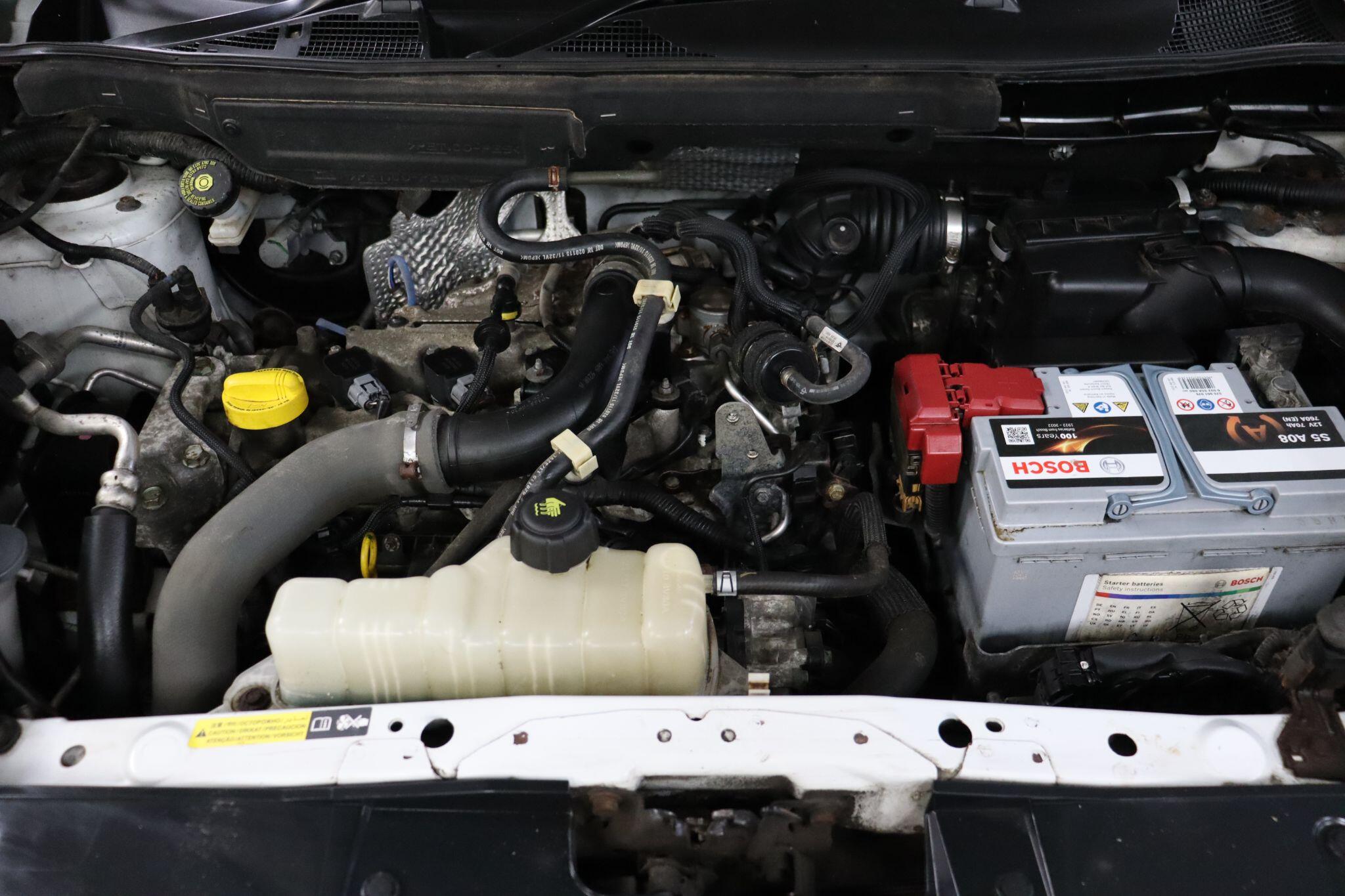 Nissan Juke view 44