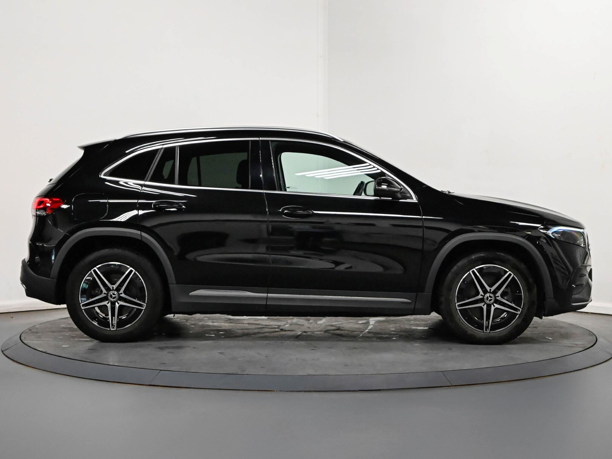 Mercedes-Benz Eqa view 23
