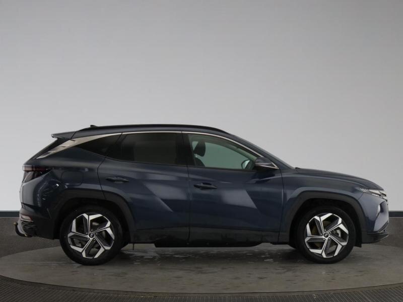 Hyundai Tucson view 3