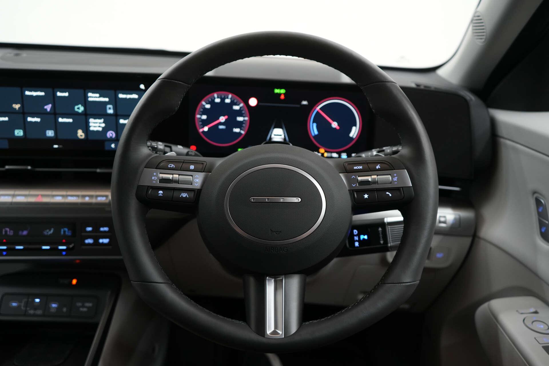 Hyundai Kona view 50