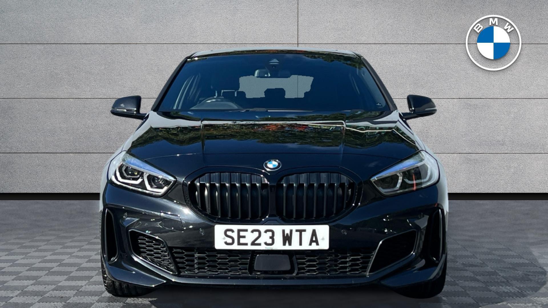 BMW 1 Series view 16