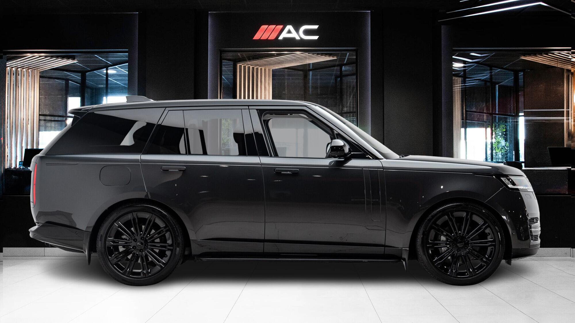 Land Rover Range Rover view 3