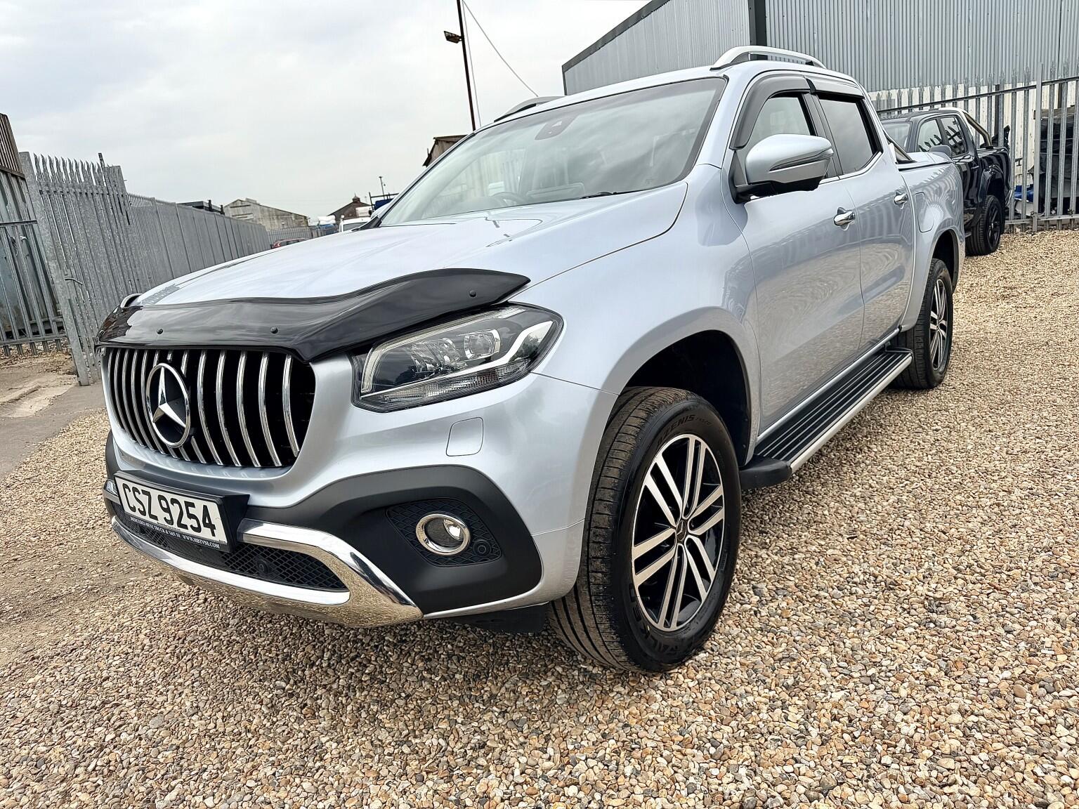 Mercedes-Benz X-Class view 10