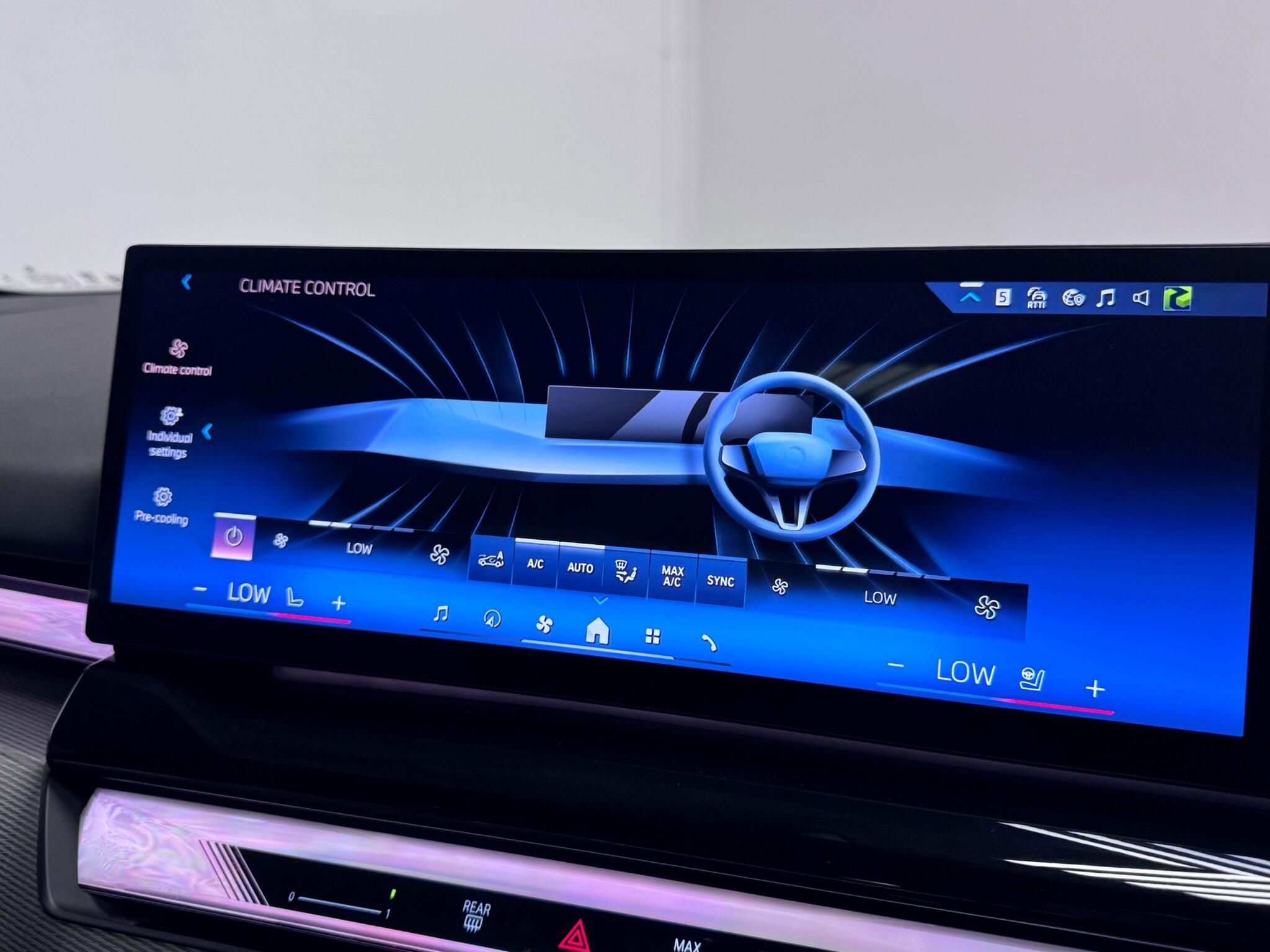 BMW 5 Series view 41