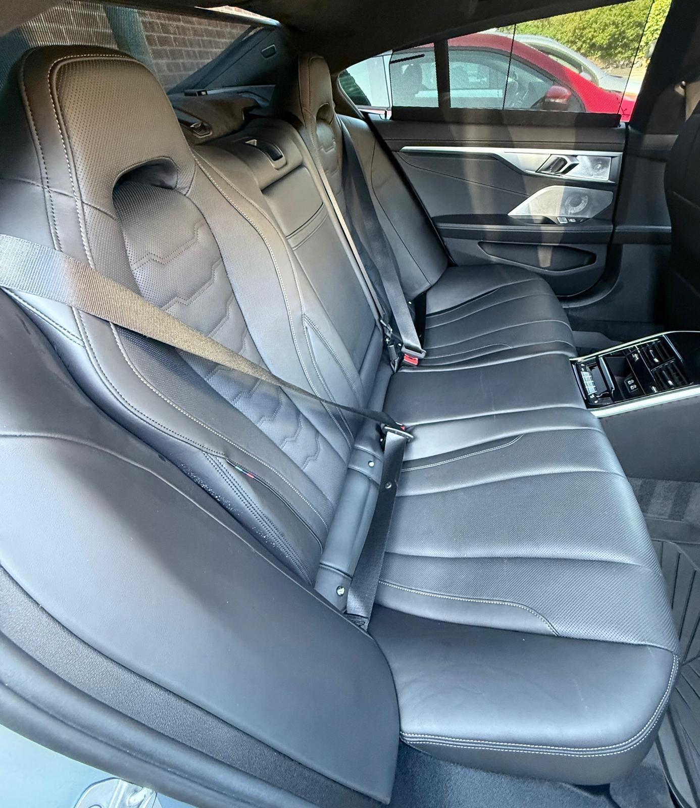BMW 8 Series view 82