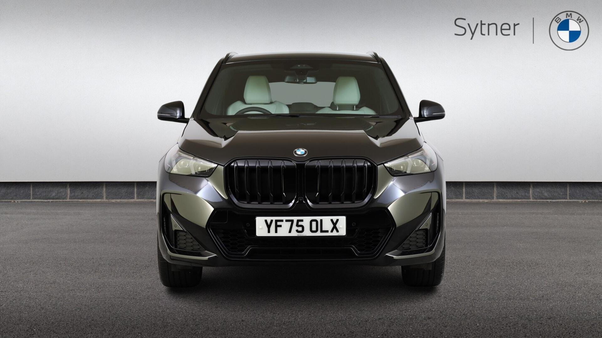 BMW X1 view 16