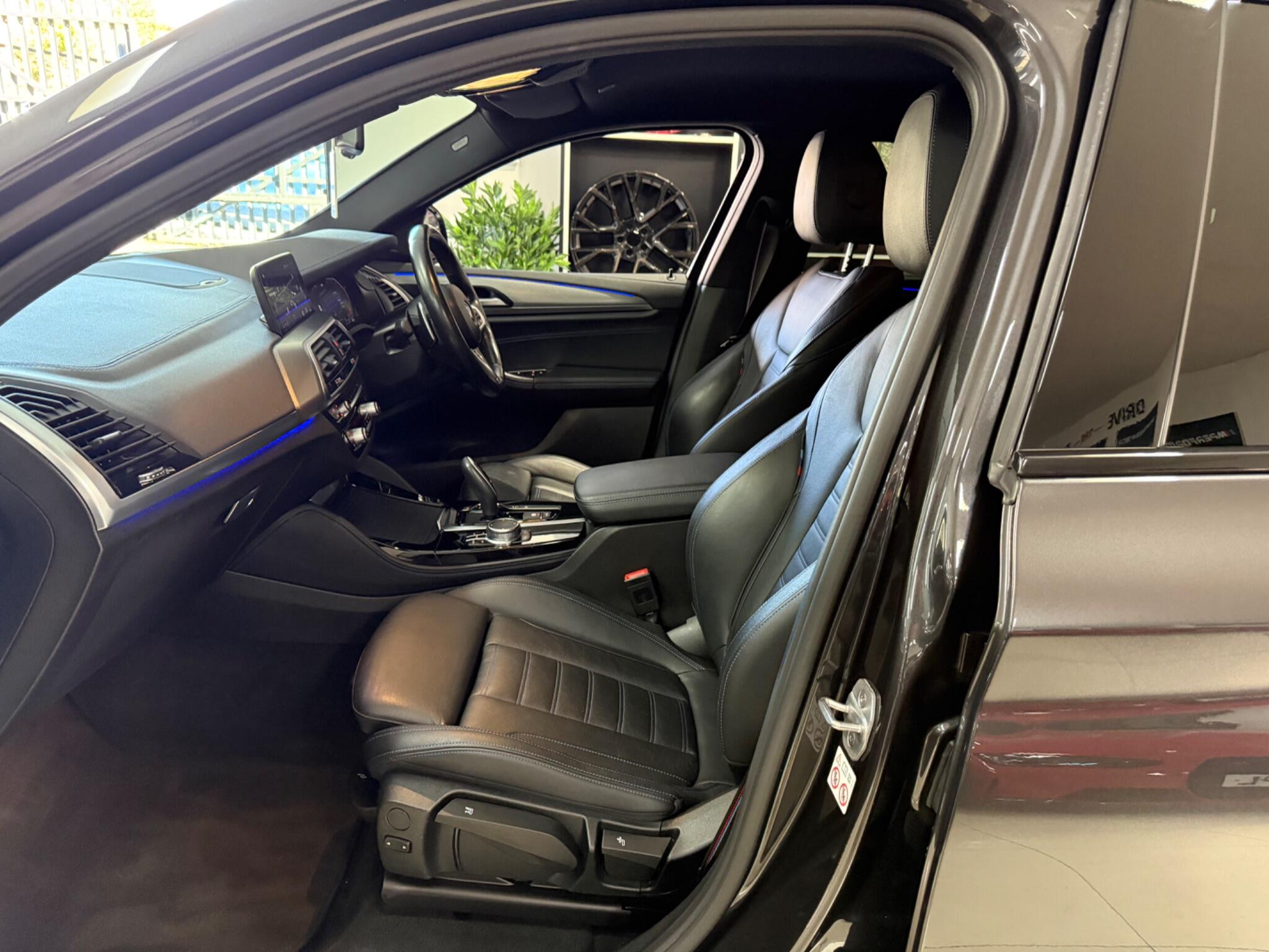BMW X4 view 40