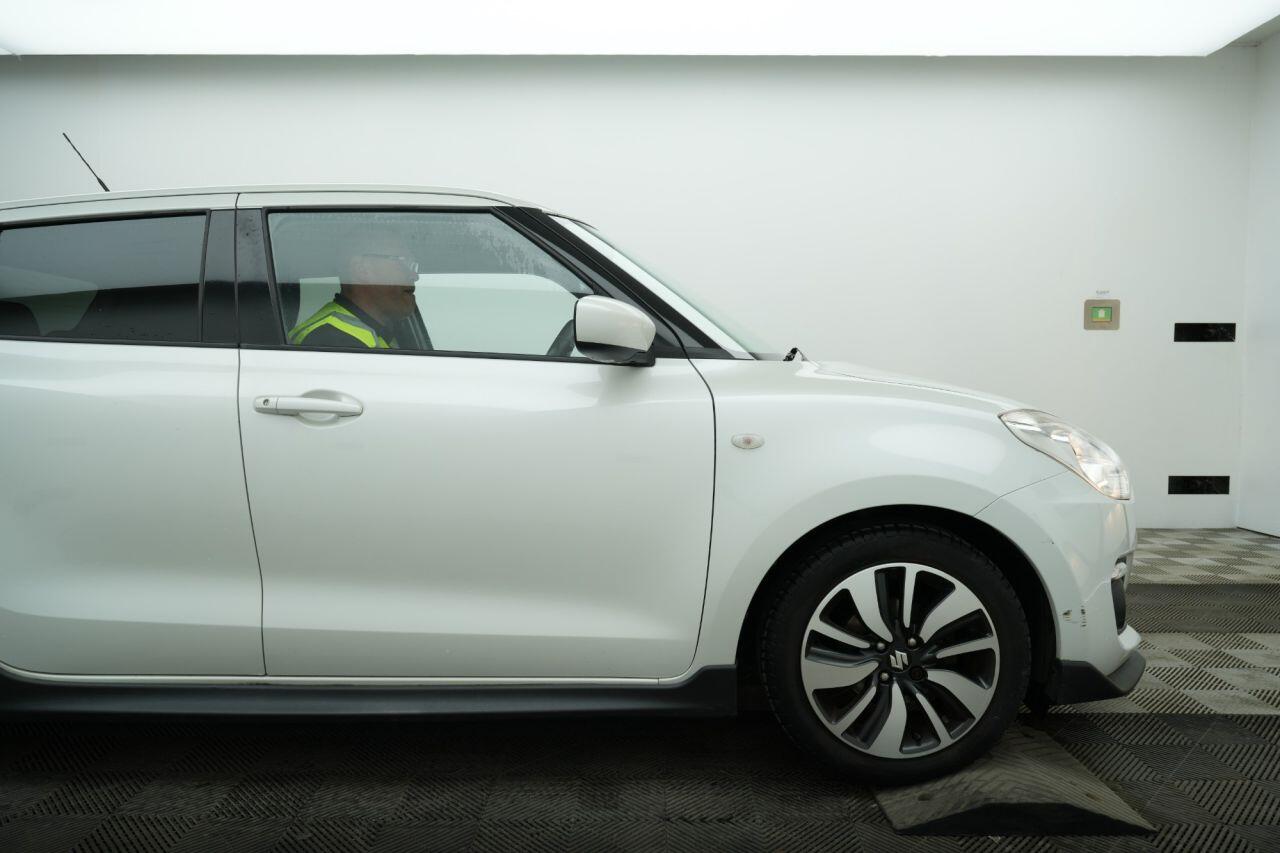 Suzuki Swift view 3