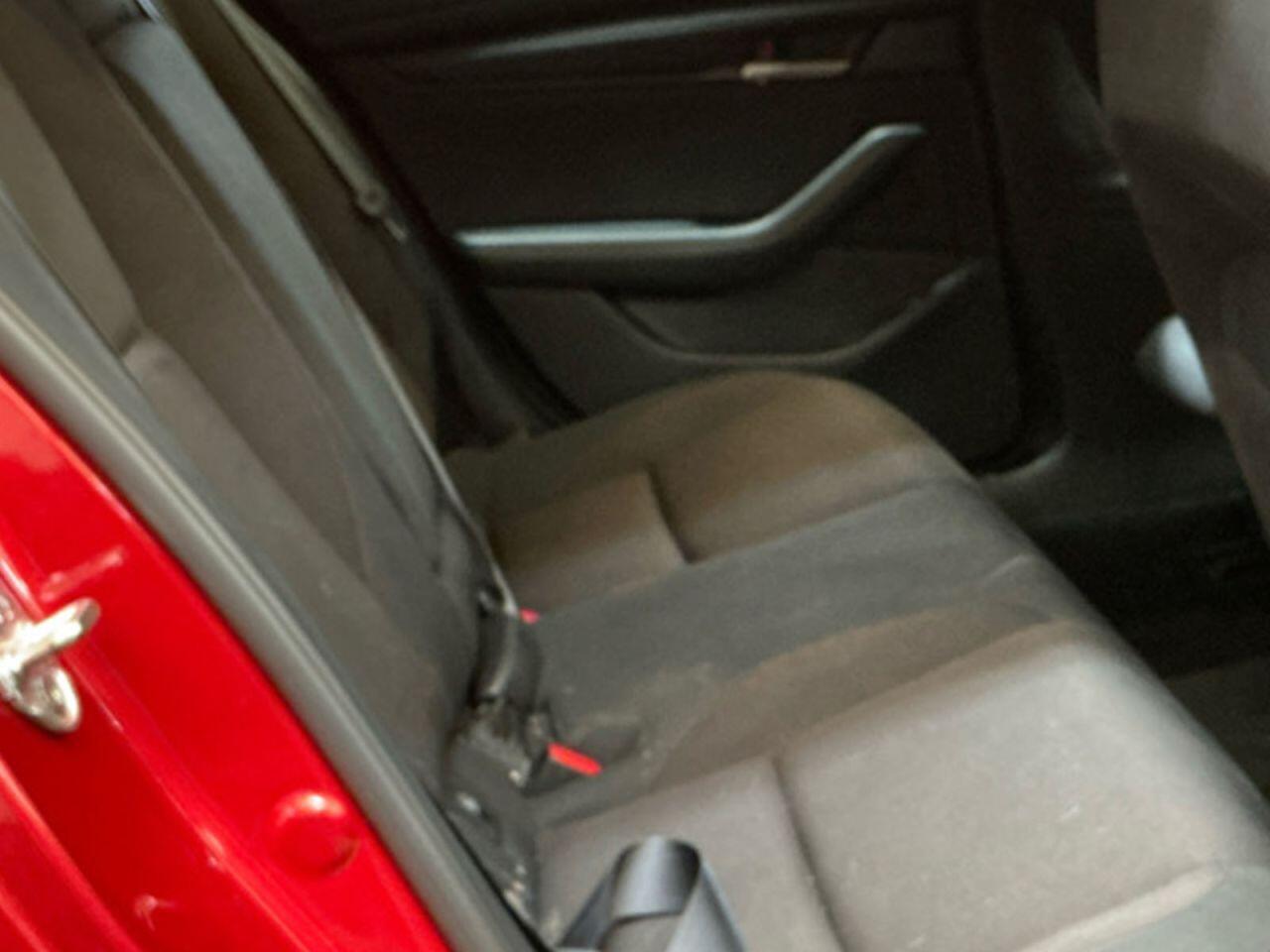 Mazda Mazda3 view 8