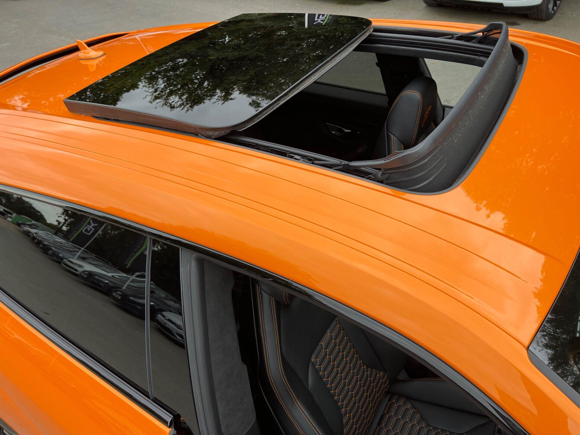Lamborghini Urus view 23