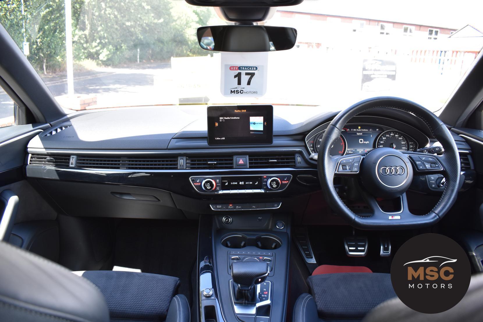 Audi A4 Avant view 39