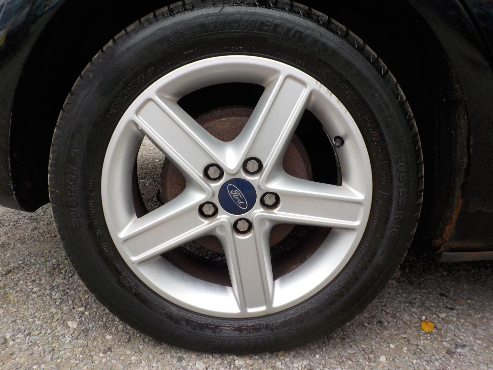 Ford Focus 1.8 Style 5dr