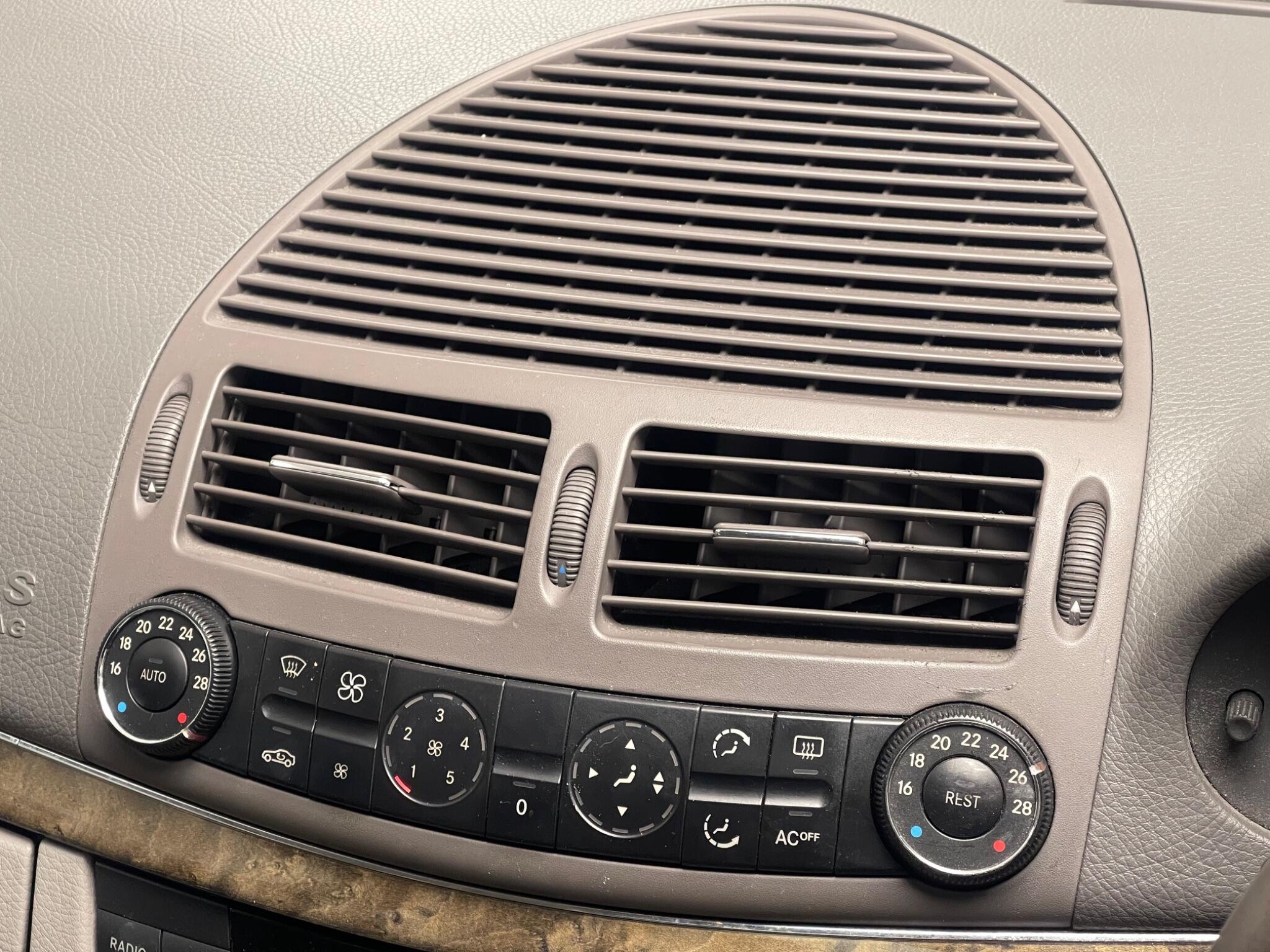 Mercedes-Benz E-Class view 31