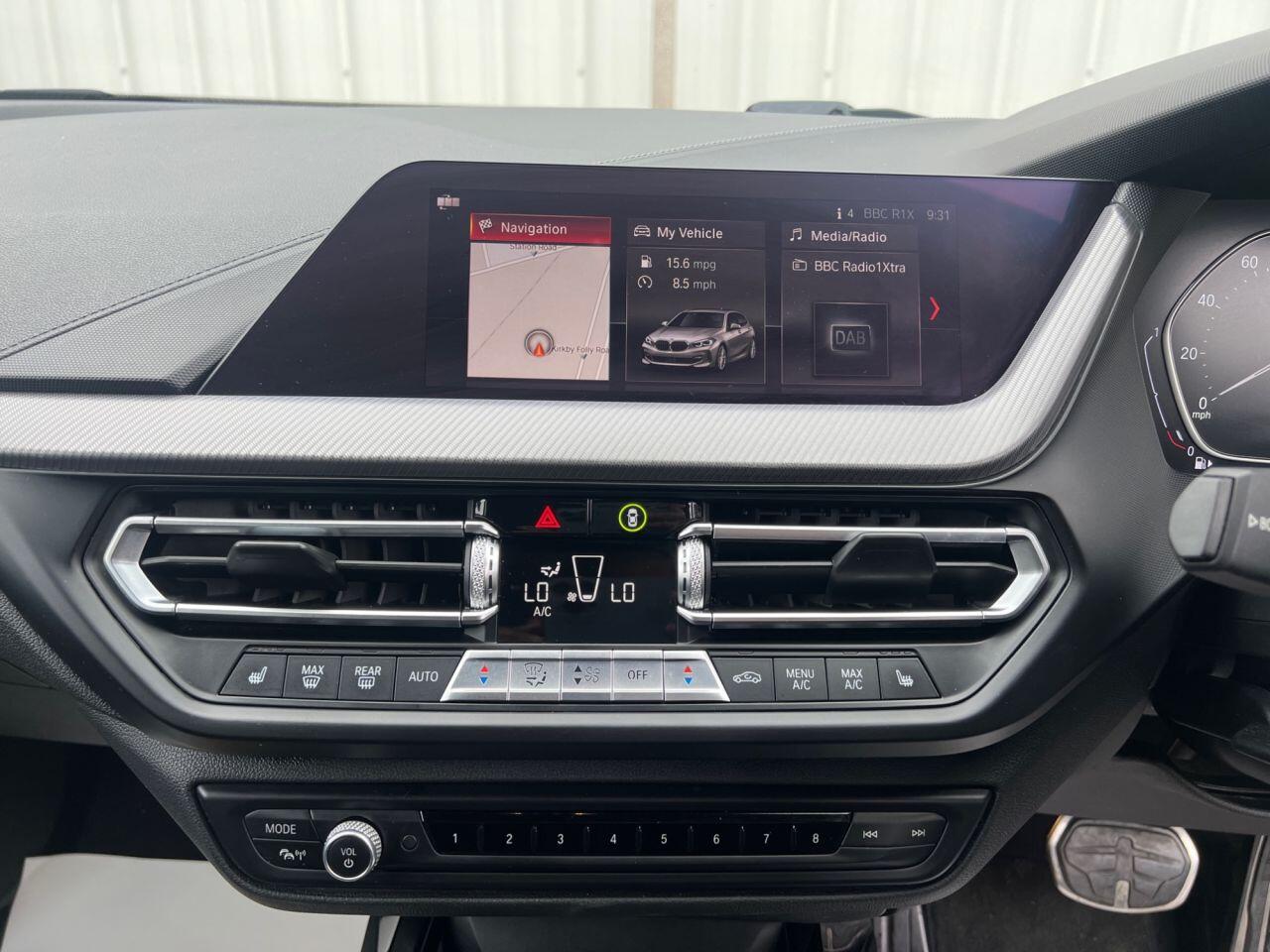 BMW 1 Series view 20