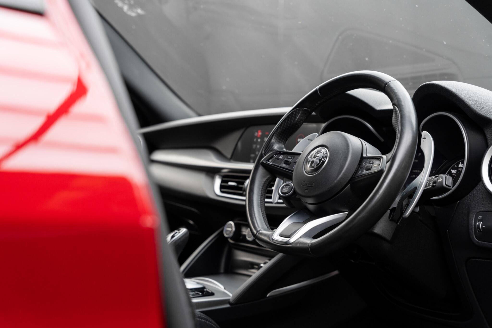 Alfa Romeo Stelvio view 20