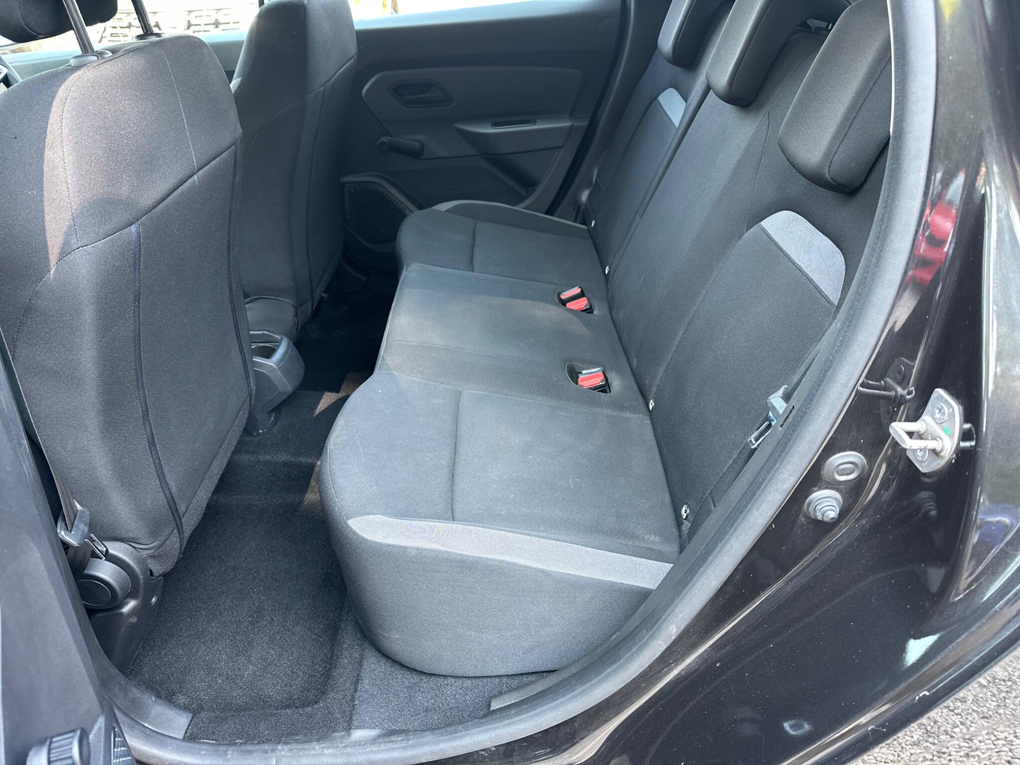 Dacia Duster view 48