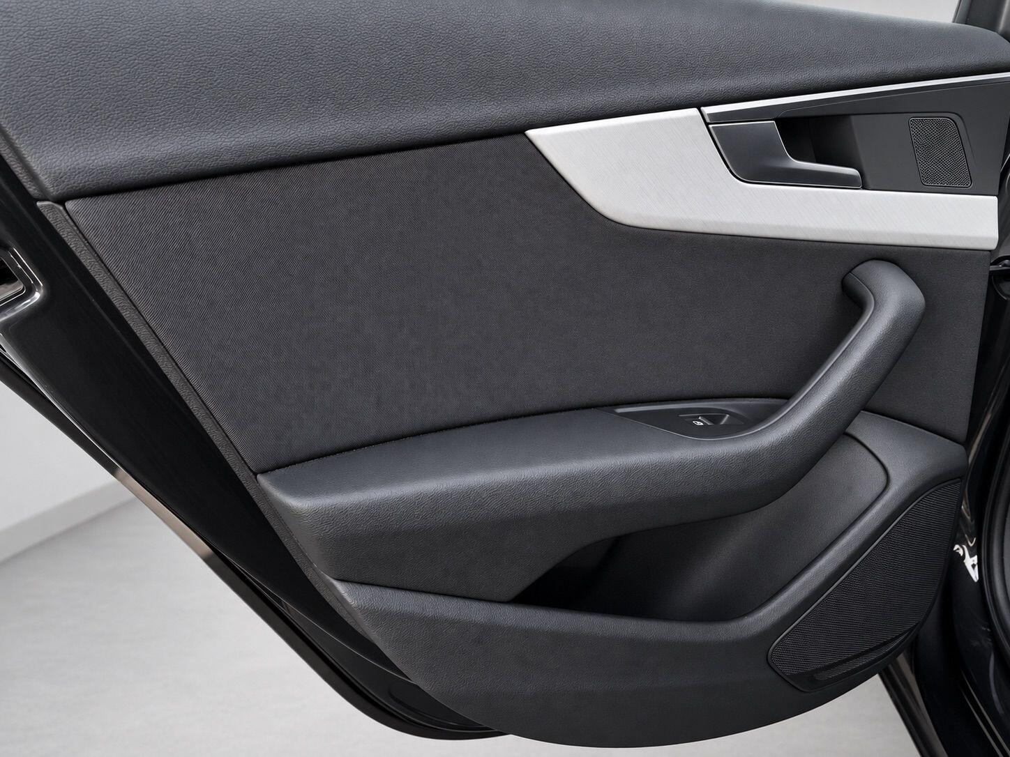 Audi A4 view 31