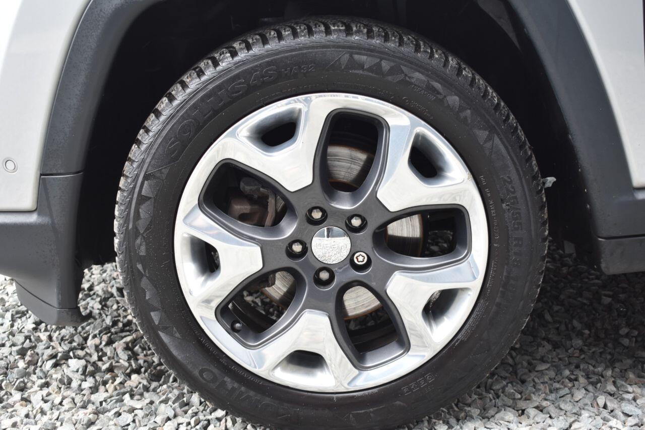 Jeep Compass view 22