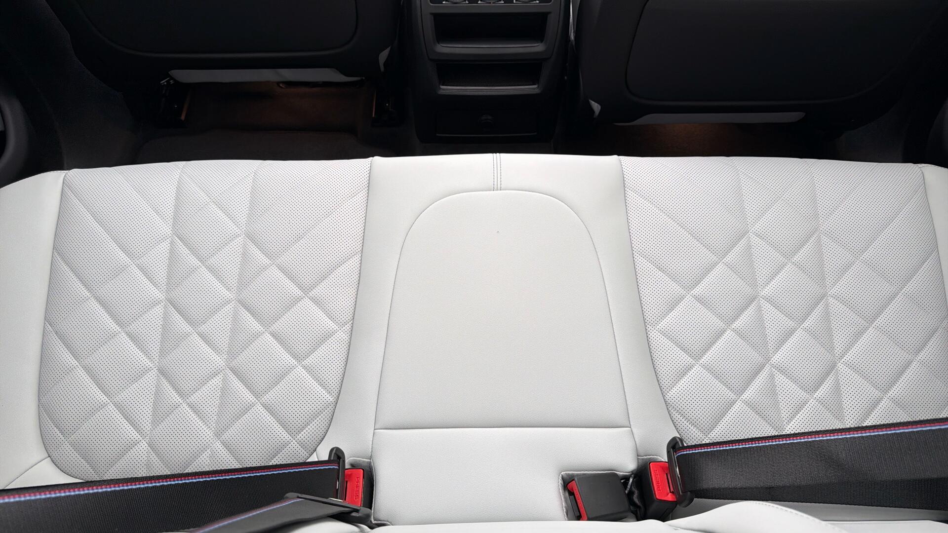 BMW X6 view 47