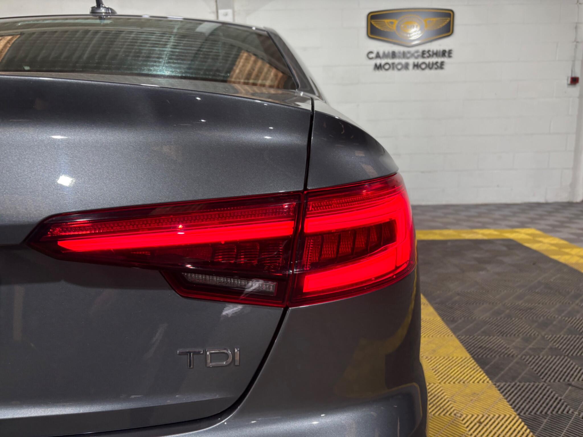Audi A4 view 54