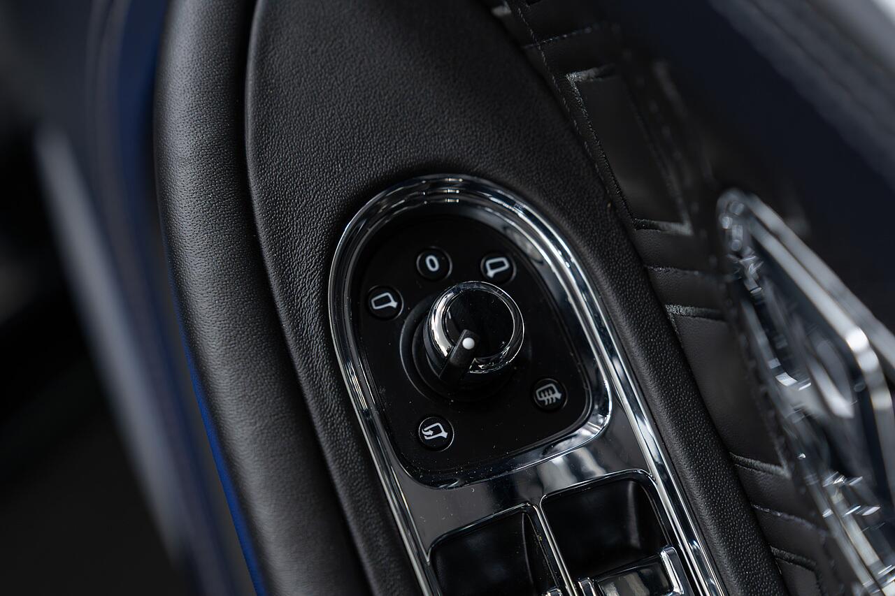 Bentley Continental view 23