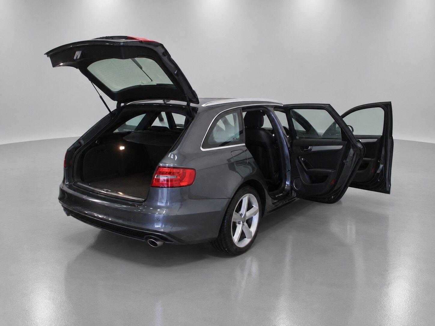 Audi A4 view 22