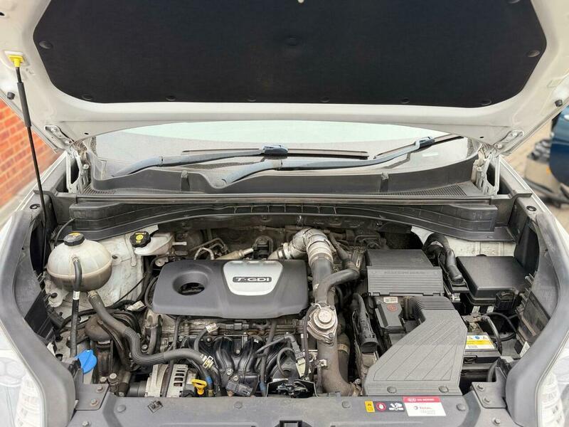Kia Sportage view 28