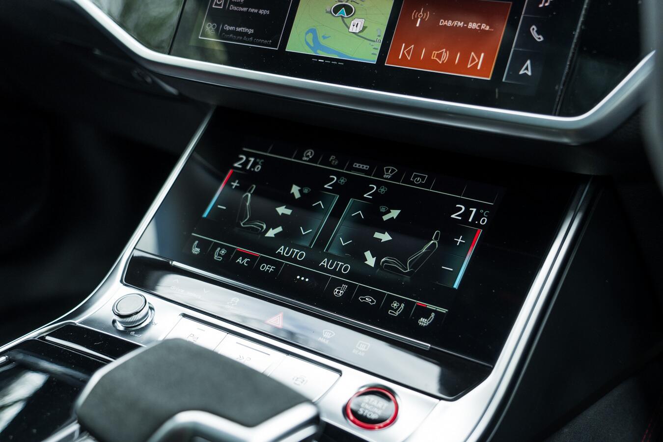 Audi RS6 Avant view 39