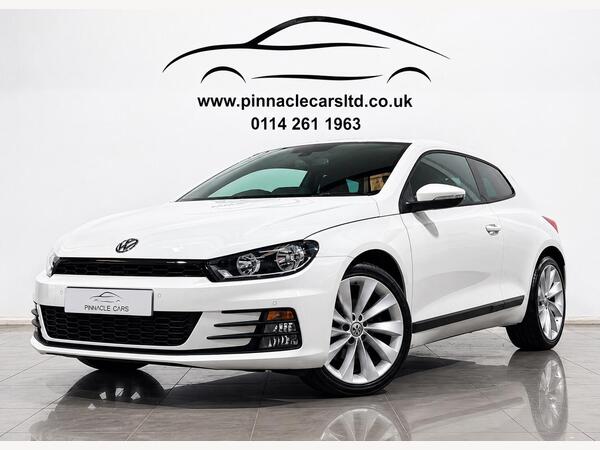White 2016 Volkswagen Scirocco Coupe Front-wheel drive Manual